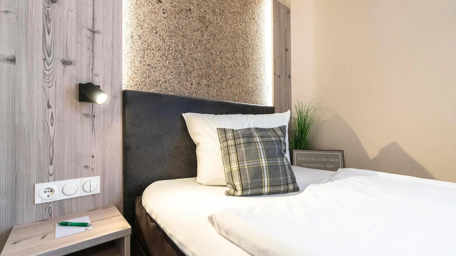 ****  Hotel Dirsch Wellness & Spa Resort Emsing ドイツ