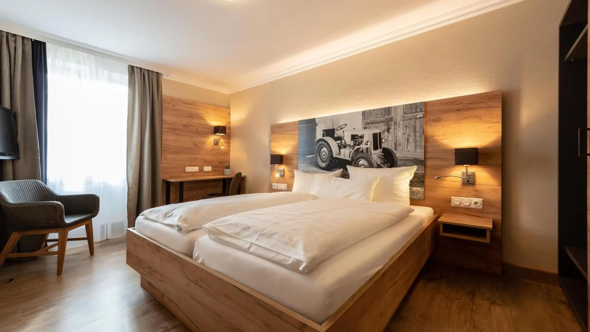 Hotel Dirsch Wellness & Spa Resort Emsing 4*,