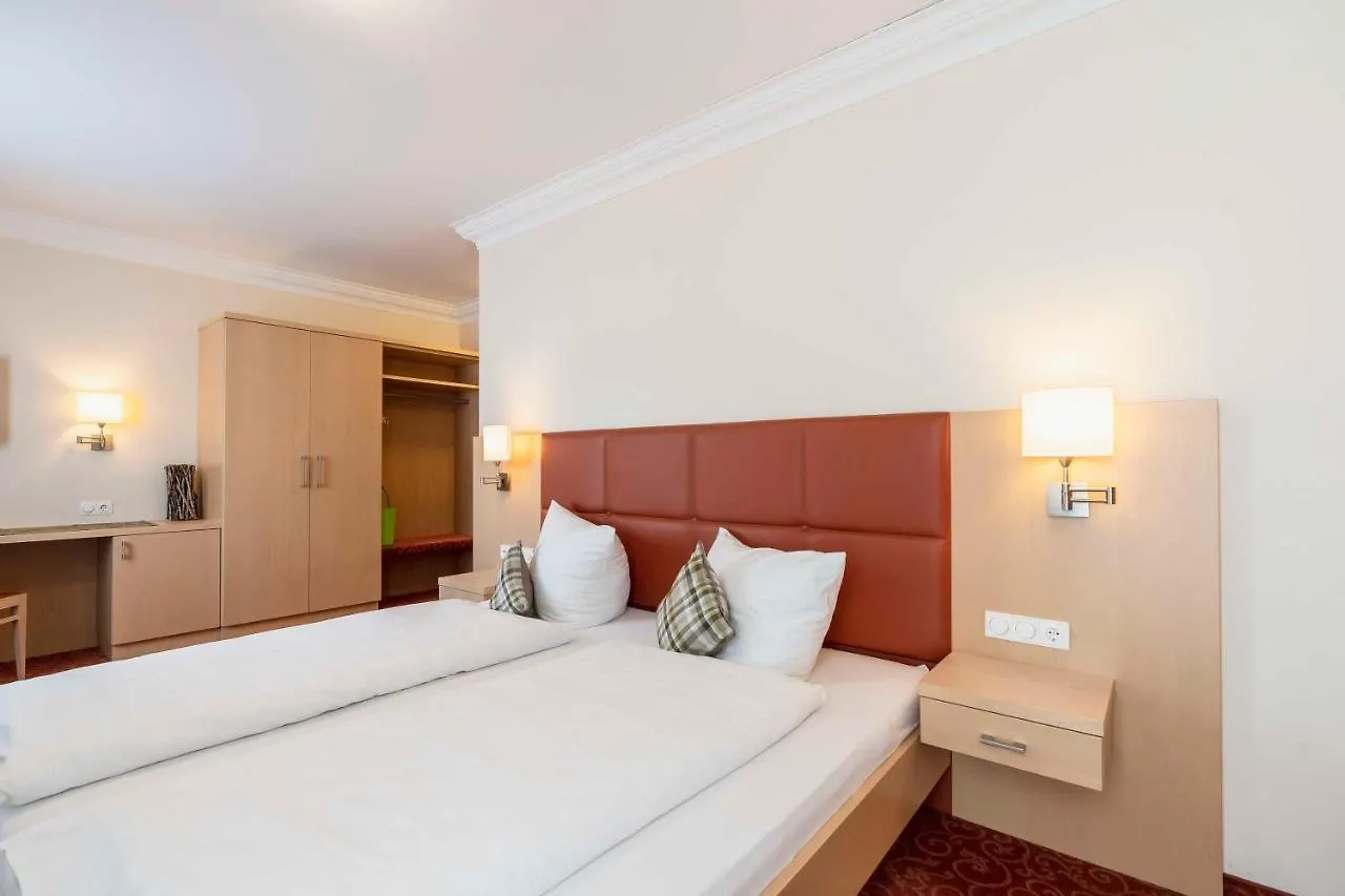 Hotel Dirsch Wellness&Spa Resort Emsing 4*,  Deutschland